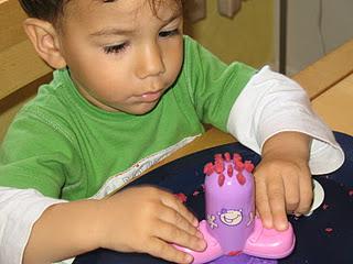 Montessori activities for toddlers (5)