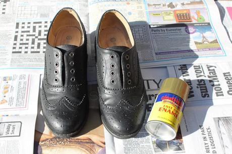 DIY: Gold Brogues