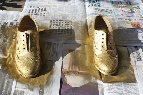 DIY: Gold Brogues