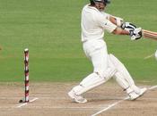 India Awaits Cricket Superstar Sachin Tendulkar Edges Closer 100th Century