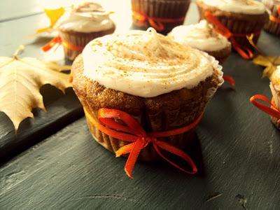 Cream Cheese Filled Pumpkin Cupcakes