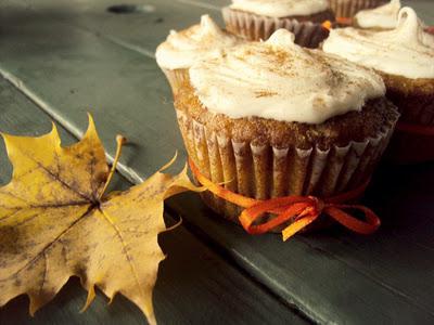 Cream Cheese Filled Pumpkin Cupcakes