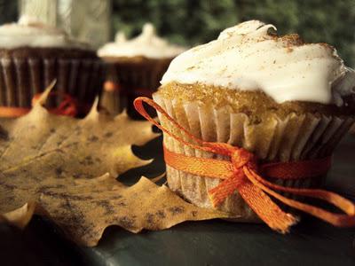 Cream Cheese Filled Pumpkin Cupcakes