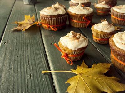 Cream Cheese Filled Pumpkin Cupcakes