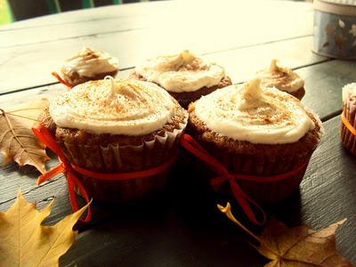 Cream Cheese Filled Pumpkin Cupcakes