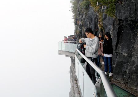 Glass Bridge In China 4