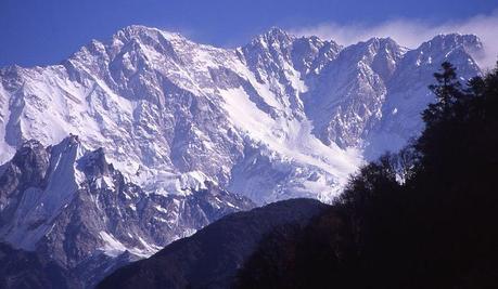 Himalaya 2014: Tragedy on Kangchenjunga, More Summit Attempts