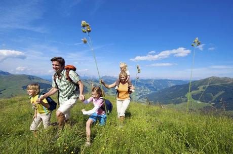 How You Can Save Money On Your Family Holiday!