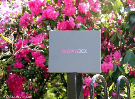 GlowwBox May Edition: Summer Essentials GlowwBox May Edition: Summer Essentials