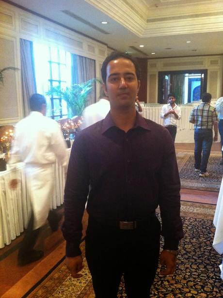 Saurabh at the outside of the Ballroom of The Oberoi Hotel at NokiaXL meet