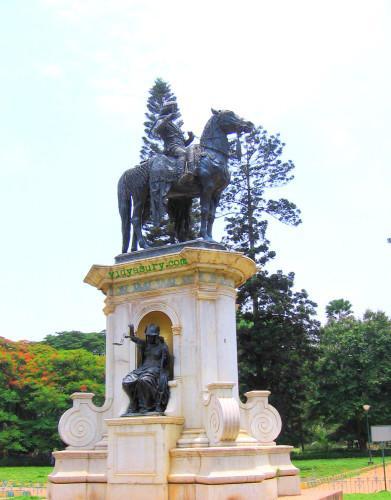 lalbagh statue