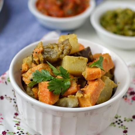 Panch Phoron Tharkari (Mixed Vegetable Curry with Panch Phoron)