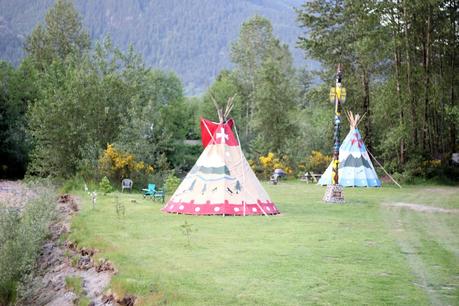 nomadic tipi's and snoqualmie falls...