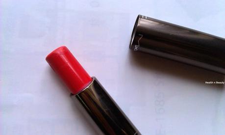MAC Huggable Lipstick (Feeling Amorous)