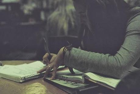 Date a girl who writes