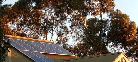 Computer modeling helps predict who will go solar and why