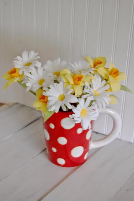 Gorgeous paper peonies and bunches of paper daisies