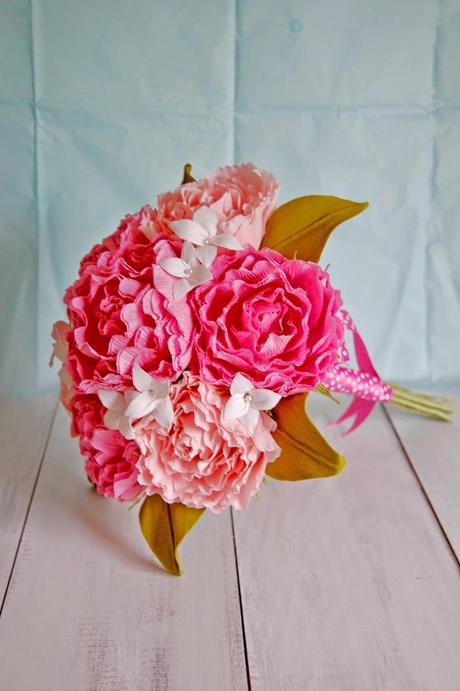 Gorgeous paper peonies and bunches of paper daisies