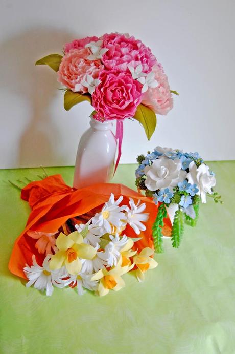 Gorgeous paper peonies and bunches of paper daisies
