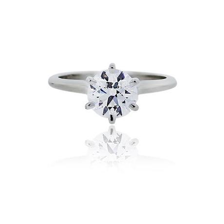 Classic Round Solitaire engagment ring