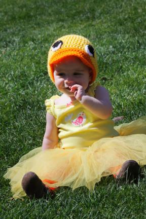 Thousands Flock to the Friends 2014 Duckling Day Event