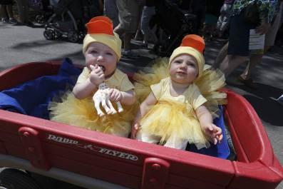 Thousands Flock to the Friends 2014 Duckling Day Event