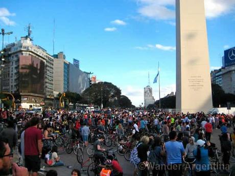 WAO critical mass bikers around obelisco Pedal Power