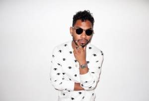 New Visuals : Miguel – Simple Things Screen shot 2014-05-30 at 7.18.07 AM