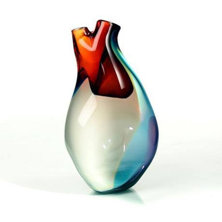 Ventricle Vessel Shiny by Eva Milinkovic & Kriston Gene