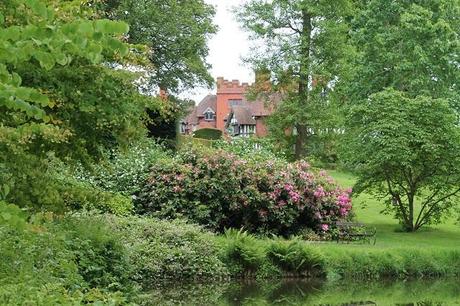 Taking Time Out and Wightwick Manor Gardens