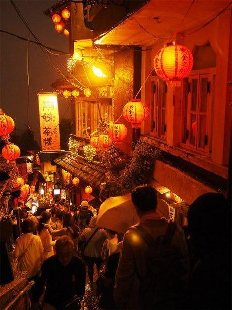 P4260421 雨に煙る悲情城市,九份 / Jiufen, A City of Sadness, shrouded in a heavy rain..