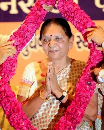 Anandiben Patel - new CM of Gujarat - jump into Sarovar (politics)