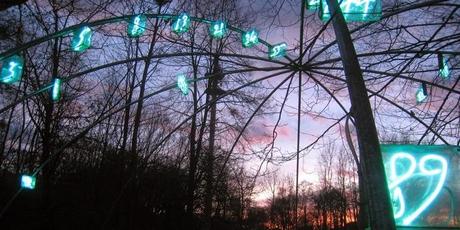 Concert Review: Playing at Statues