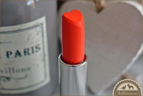 Holika Holika Heartful Moisture Lipstick OR210 Fresh Orange Review