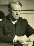 Portrett_av_Vidkun_Quisling_i_uniform.