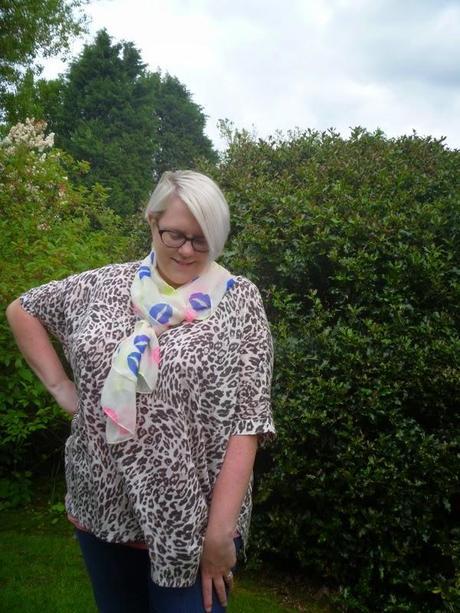 Scarfworld Review* Scarfworld Review*