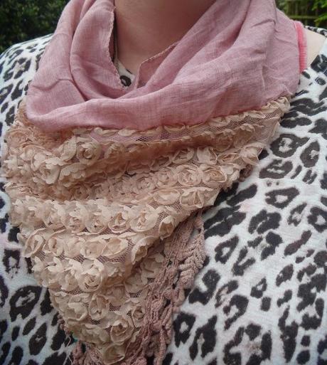 Scarfworld Review* Scarfworld Review*