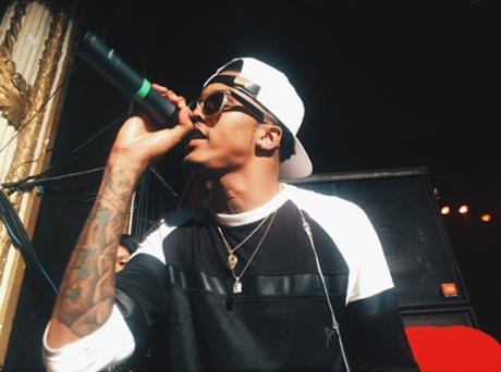 Watch: August Alsina Go Off On Fans