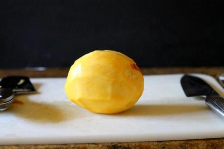 Mango Tart (Gluten Free, Paleo, Vegan, Refined Sugar Free) | from Bakerita.com