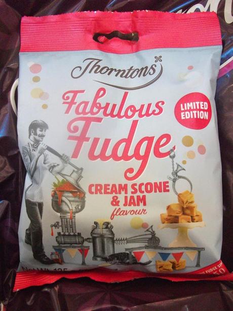 Thorntons Cream Scone & Jam Fabulous Fudge (Limited Edition) Review