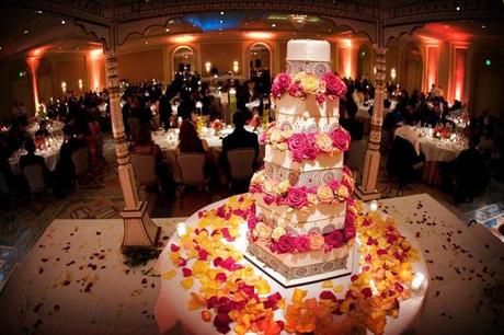 Extravagant wedding cake