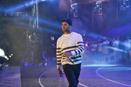 Drake, Pharrell, & Lil Wayne Will Perform At ET Awards