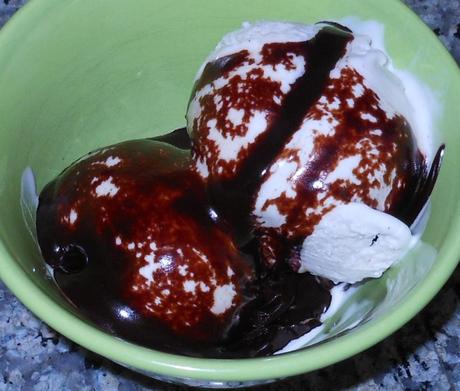 And this is the Hot Fudge Sauce.  It coats the ice cream and thickens as it cools.  It was so yummy!
