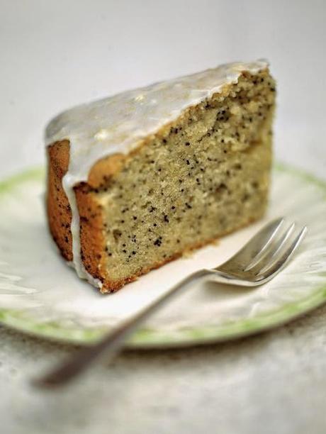 {Recipe: Lemon & Poppy Seed Cake}