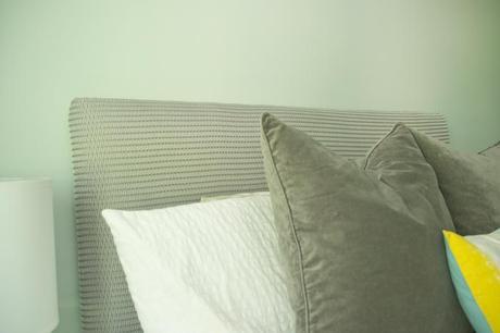 another headboard close-up