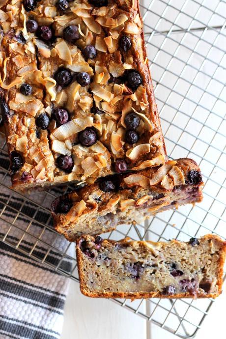 Toasted Coconut Blueberry Banana Bread (Gluten Free, No Oil or Butter!) | from Bakerita.com #recipe #glutenfree