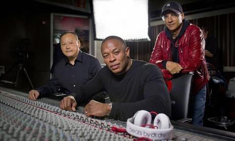 Apple acquires beats music and beats electronics for $3 billion