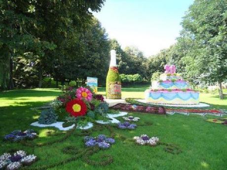 Creation: Flower sculptures flowers18