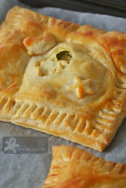 Fast and Easy Chicken Pies (Donna Hay)