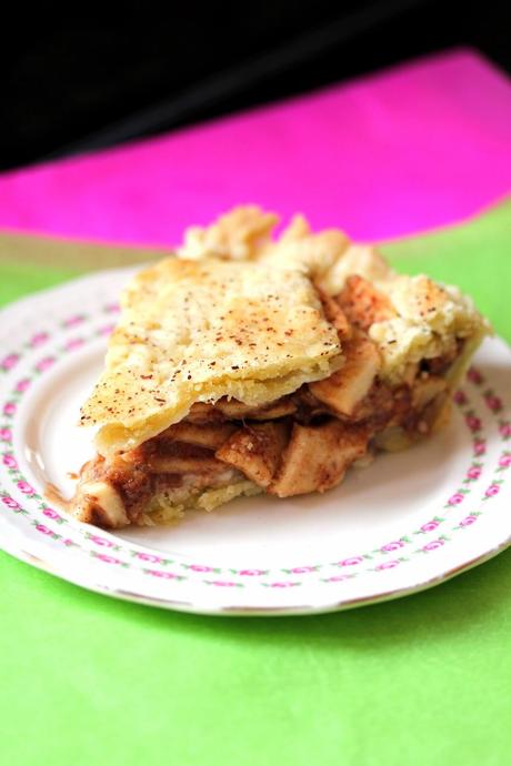 Classic Apple Pie {Vegan}